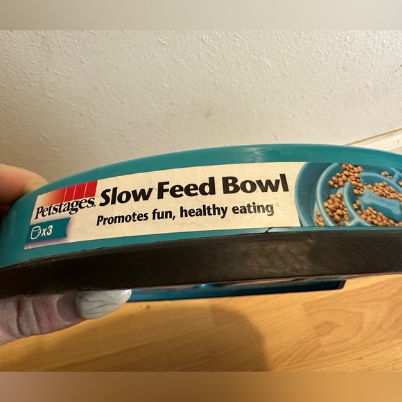 Petstages Slow Fun Feed Dog Bowl, Dishwasher Safe and BPA Free, Turquoise - Picture 4 of 5